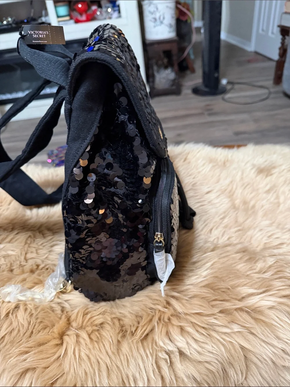 Victorias Secret Sequin Flap City Backpack Black NWT, Really Nice Backpack